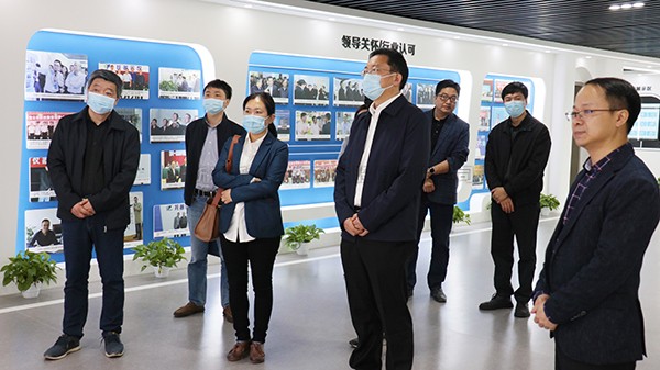 浙江省农业科学院党委委员、副院长杨华一行赴玛雅吧调查调研