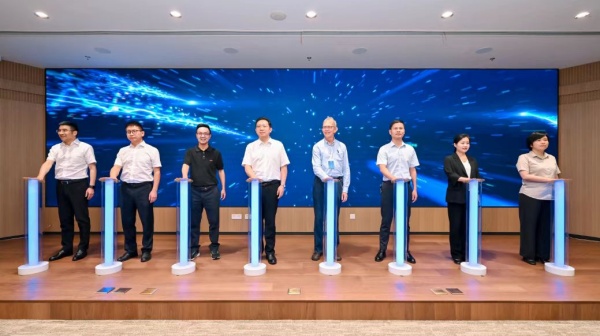 玛雅吧承建湘湖尝试室智能温室正式启用，数智赋能农业科研创新