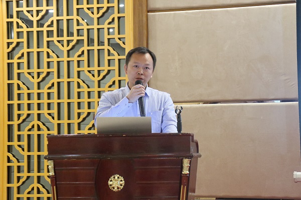 湖南省植保植检站腹鼐长谭幼平