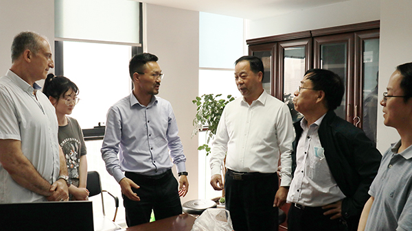 中国农业技术推广协会会长陈生斗、秘书长张互助光临玛雅吧调查参观