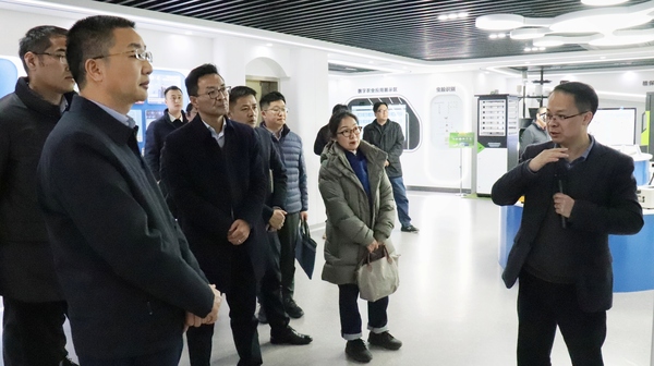 农业村落部信息中心与四川彭州、崇州市结合调研组赴玛雅吧调查