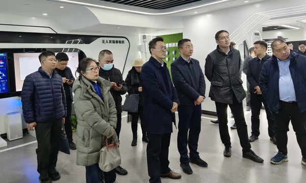 农业村落部信息中心与四川彭州、崇州市结合调研组赴玛雅吧调查